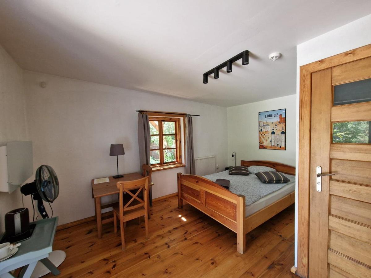 Oberza Pod Zlotym Prosiakiem Hotel Nieborow Bagian luar foto