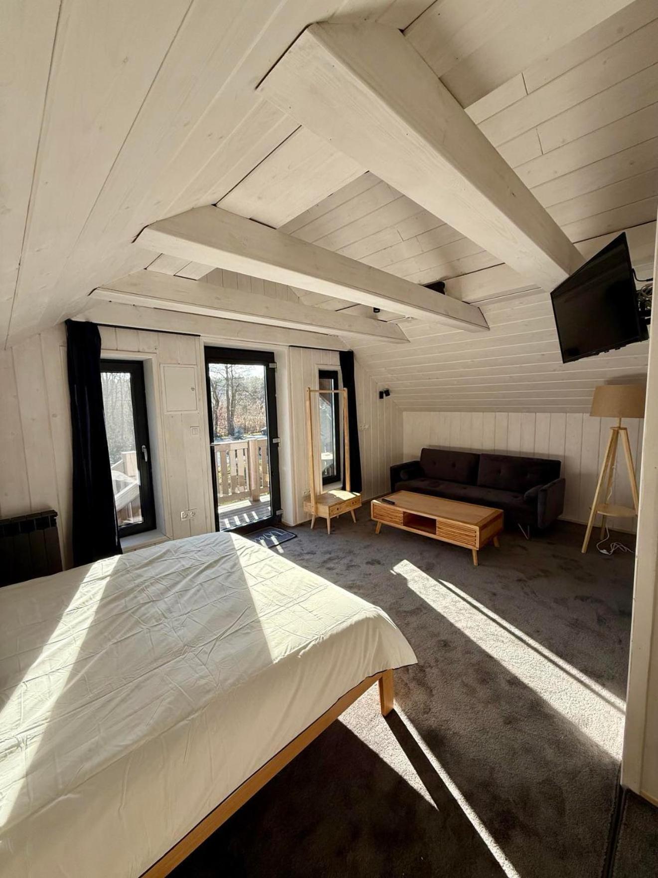 Oberza Pod Zlotym Prosiakiem Hotel Nieborow Bagian luar foto
