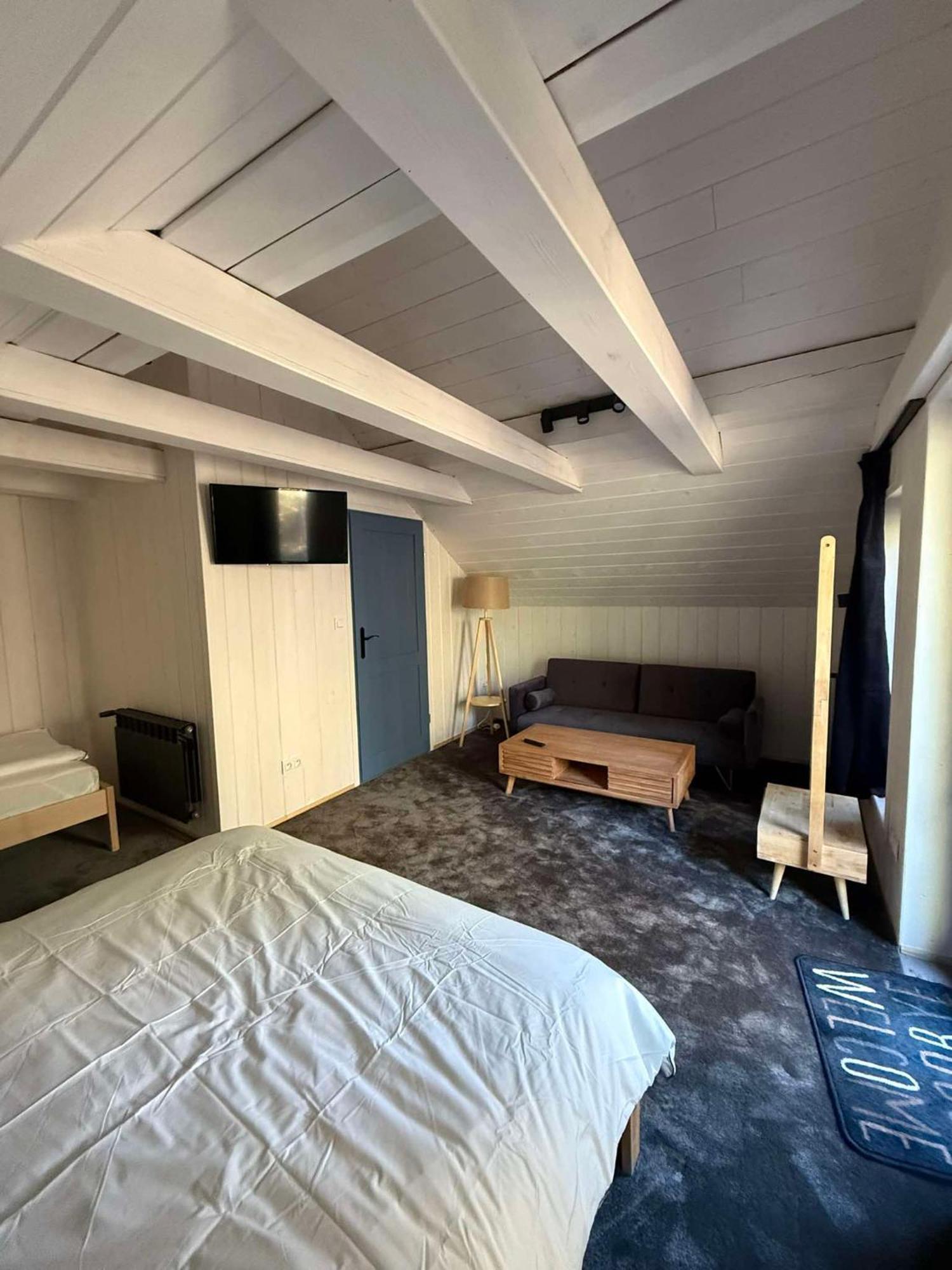 Oberza Pod Zlotym Prosiakiem Hotel Nieborow Bagian luar foto