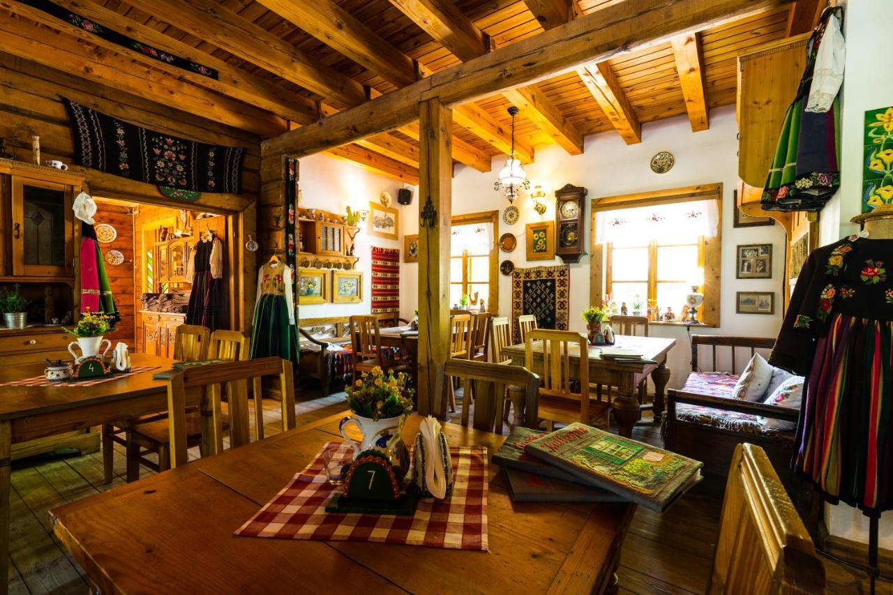 Oberza Pod Zlotym Prosiakiem Hotel Nieborow Bagian luar foto