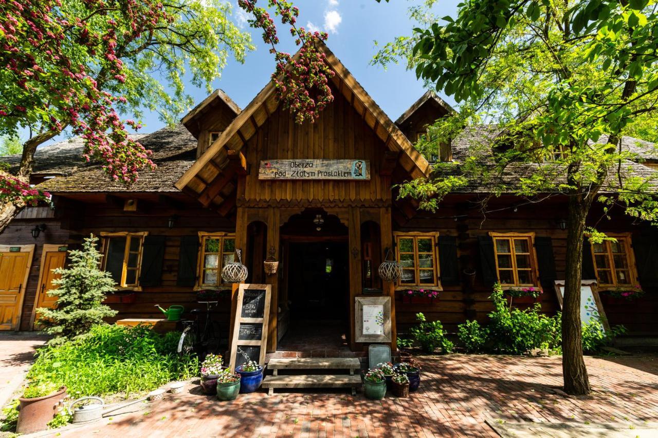 Oberza Pod Zlotym Prosiakiem Hotel Nieborow Bagian luar foto