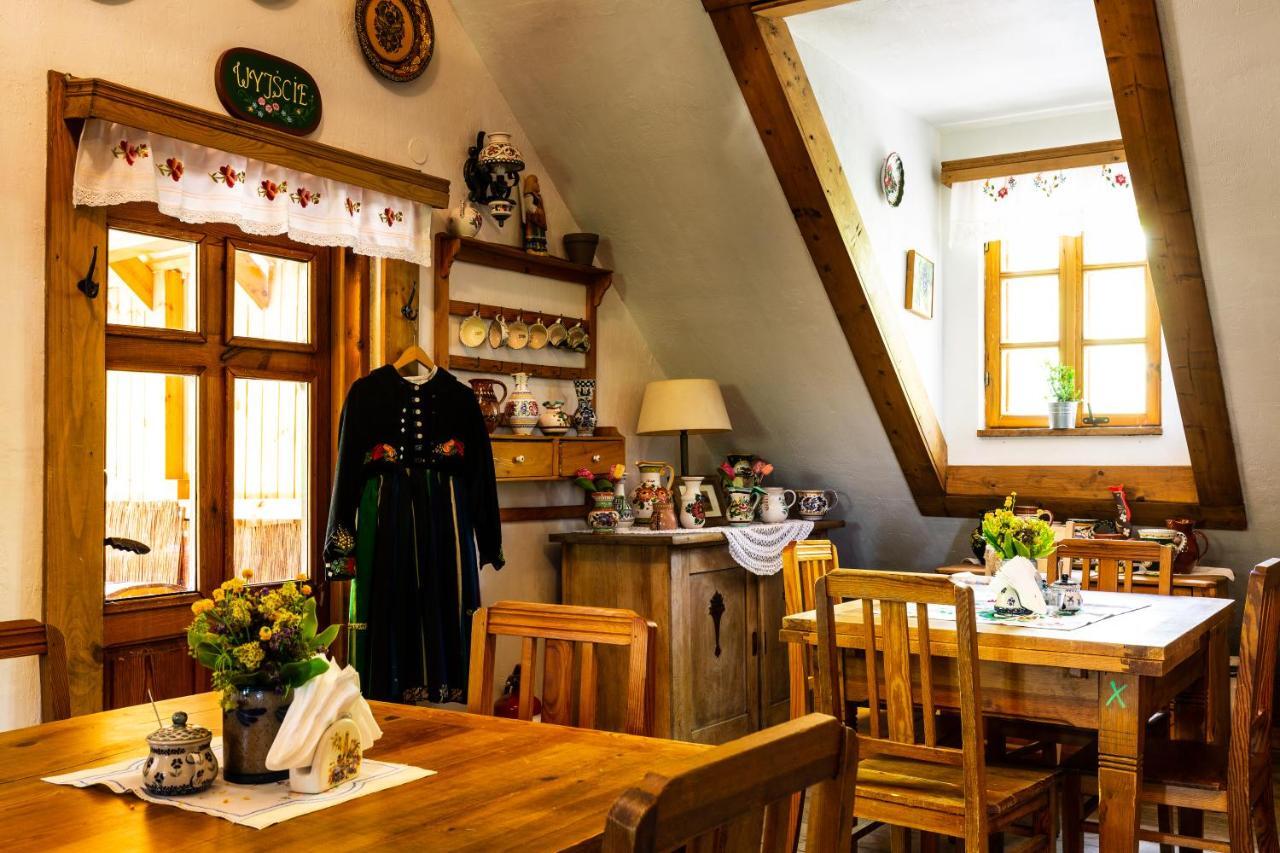 Oberza Pod Zlotym Prosiakiem Hotel Nieborow Bagian luar foto